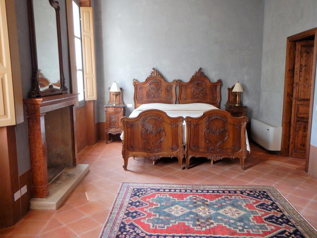 Corte Malpensata Bigarello Buitenkant foto