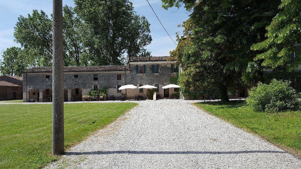 Corte Malpensata Bigarello Buitenkant foto